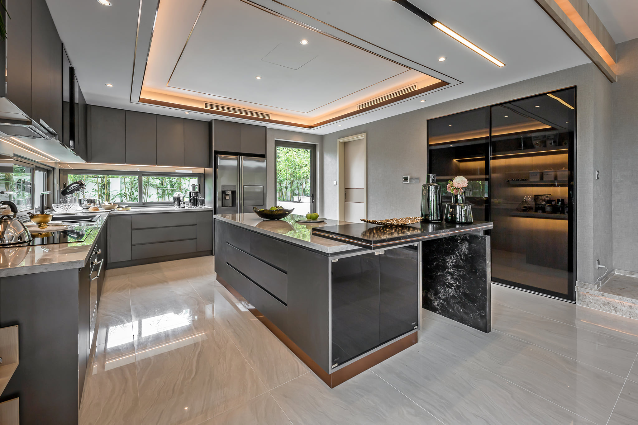 Thiết kế nội thất hiện đại phòng bếp