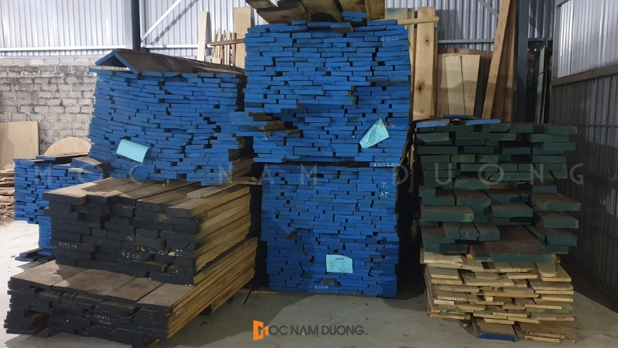 Vật liệu gỗ óc chó nhập khẩu tại xưởng Mộc Nam Dương