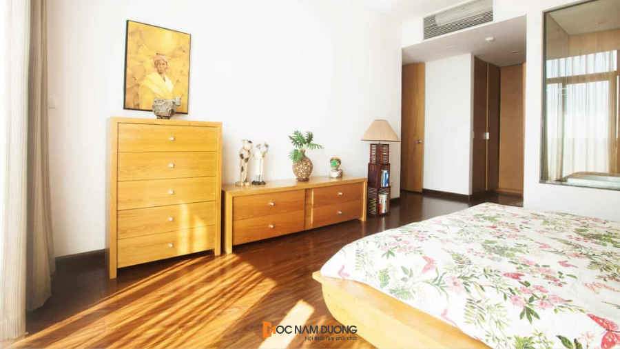 Mẫu kệ tivi phòng ngủ bằng gỗ tự nhiên đơn giản 