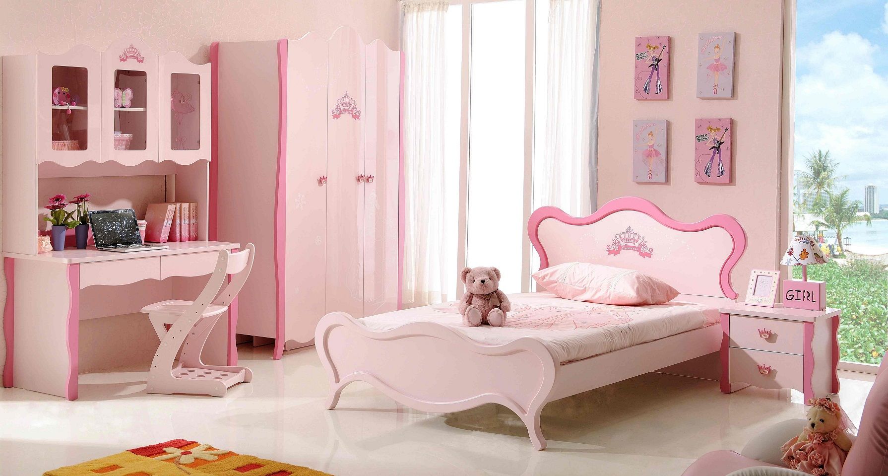 Giường bé gái màu hồng