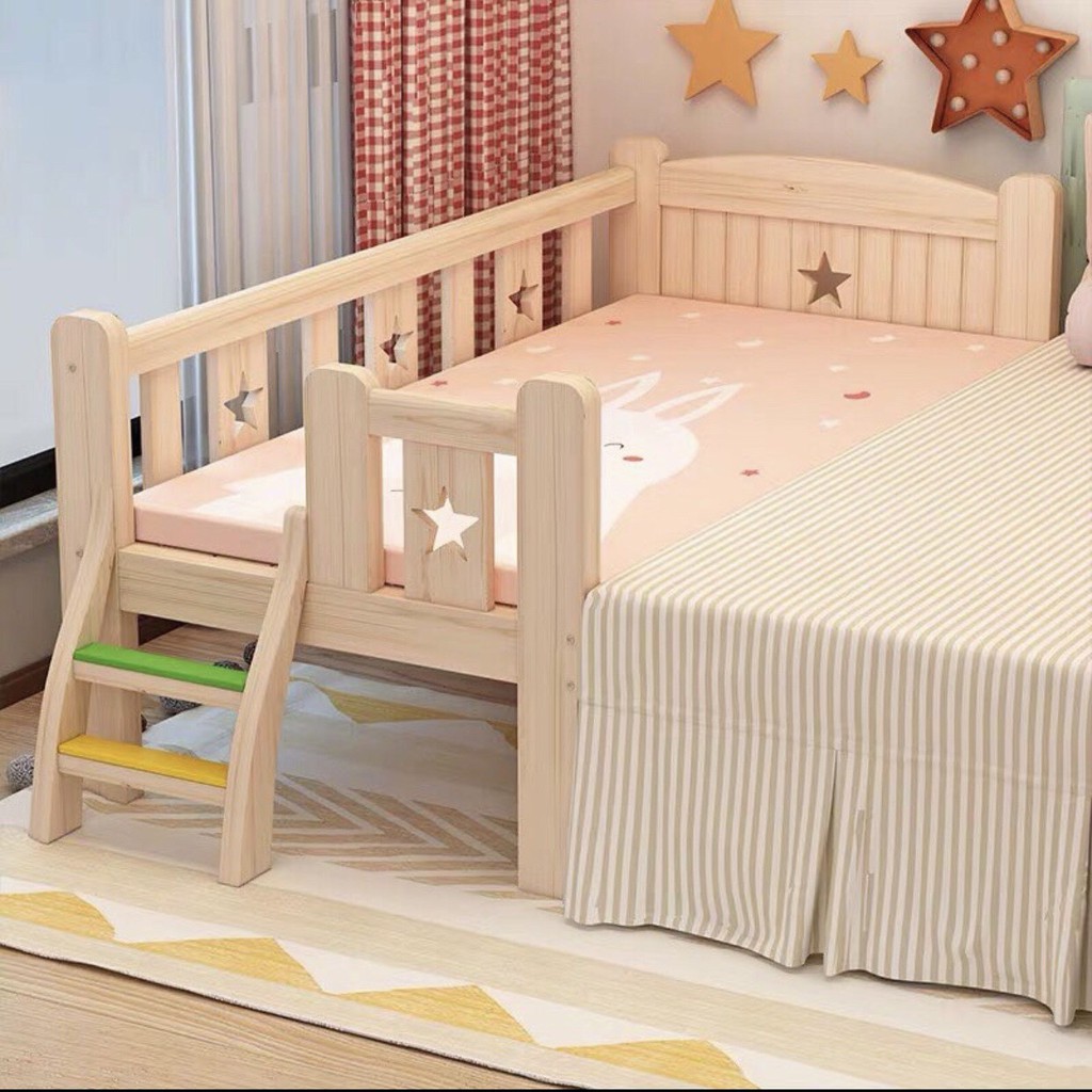 Giường gỗ thông cho bé với thiết kế thanh chắn an toàn 