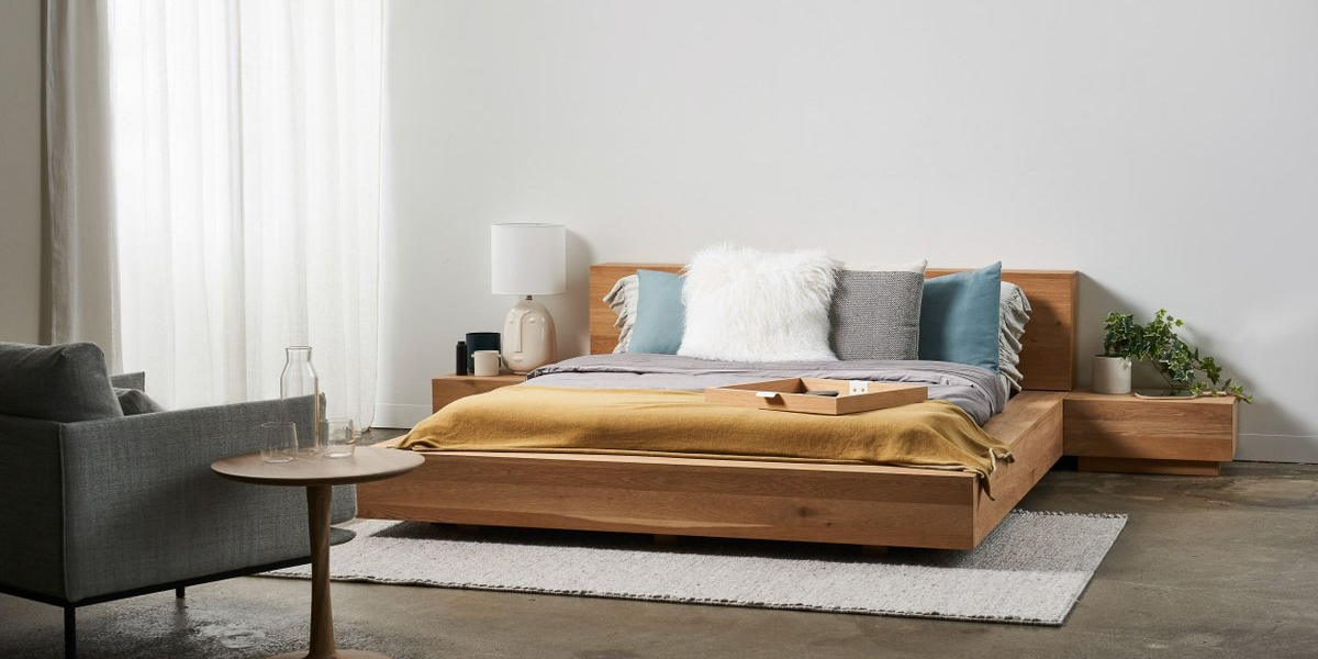 Giường Nhật gỗ công nghiệp có đặc điểm là phần chân bệt 