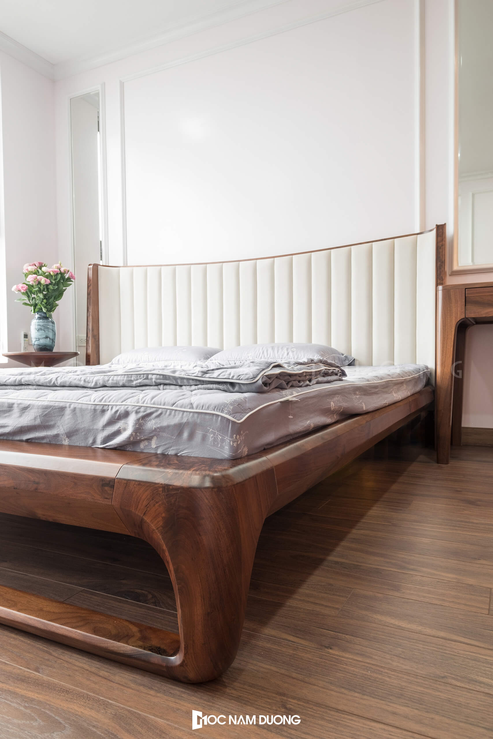 nội thất gỗ óc chó anh tuấn the park home