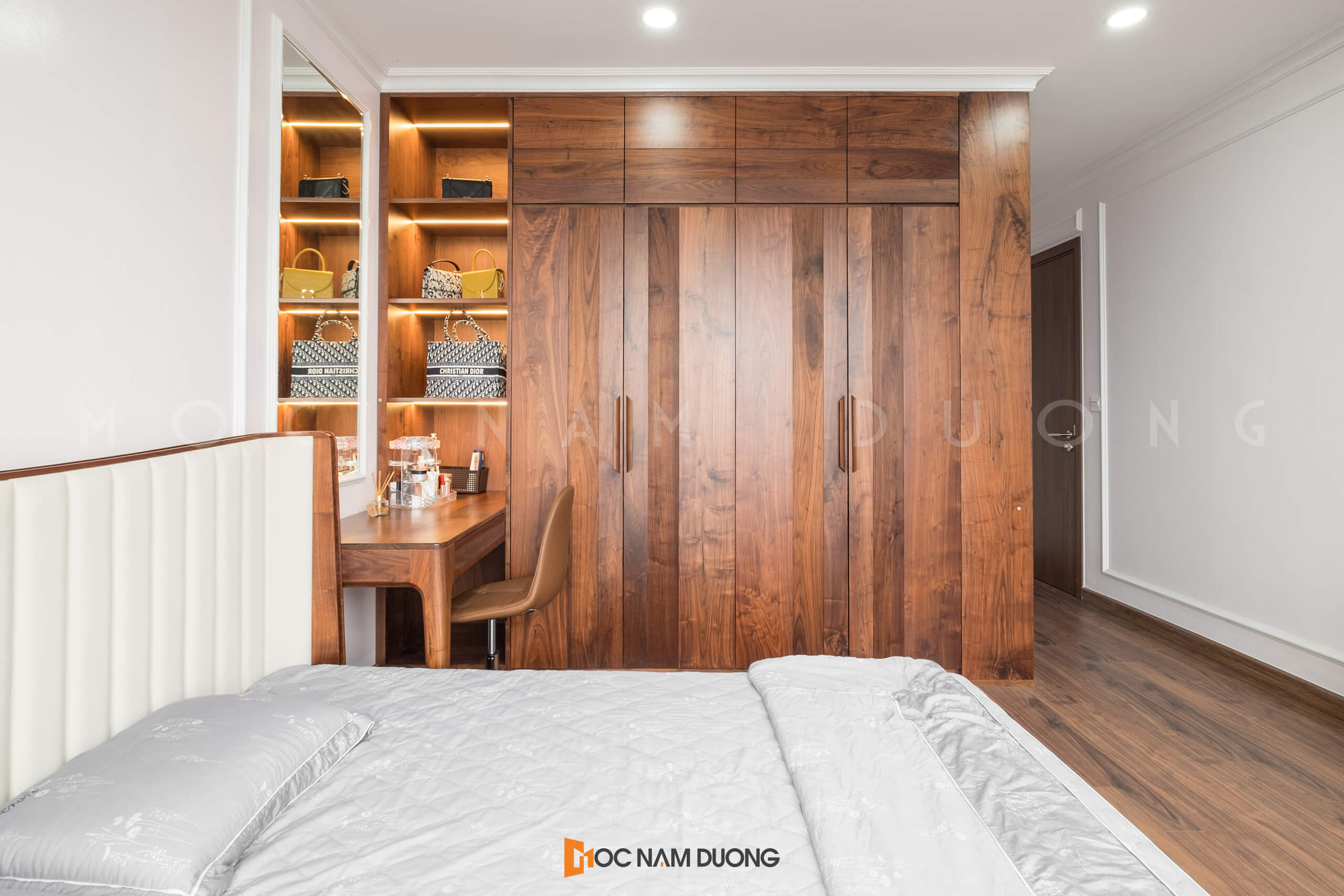 nội thất gỗ óc chó anh tuấn the park home